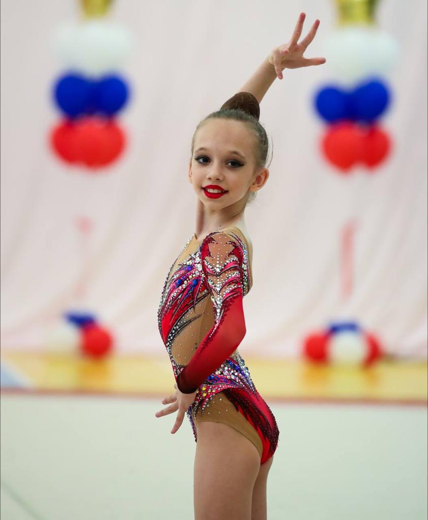 Юные спортсменки города Батайска приняли участие в Первенстве Ростовской области и Областных соревнованиях по художественной гимнастике