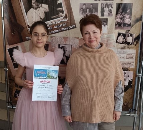 Батайчане победили в областном конкурсе юных пианистов им. Варшавской