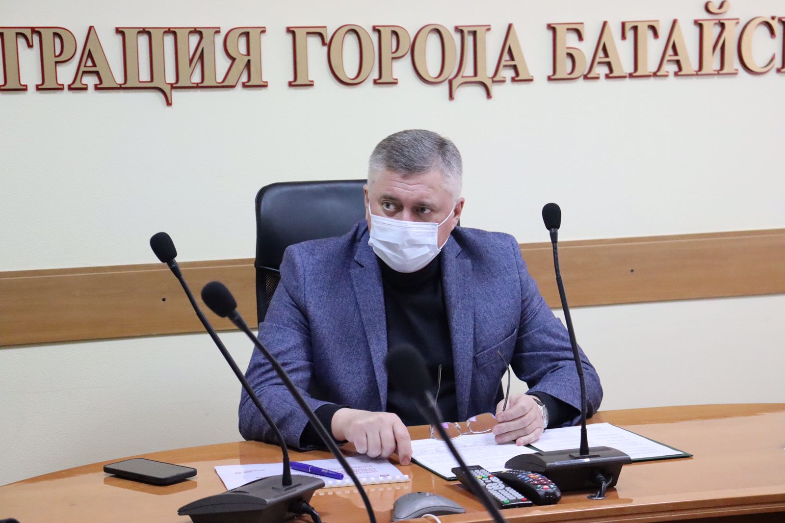 Геннадий Павлятенко провел совещание по вопросу развития МФЦ города Батайска