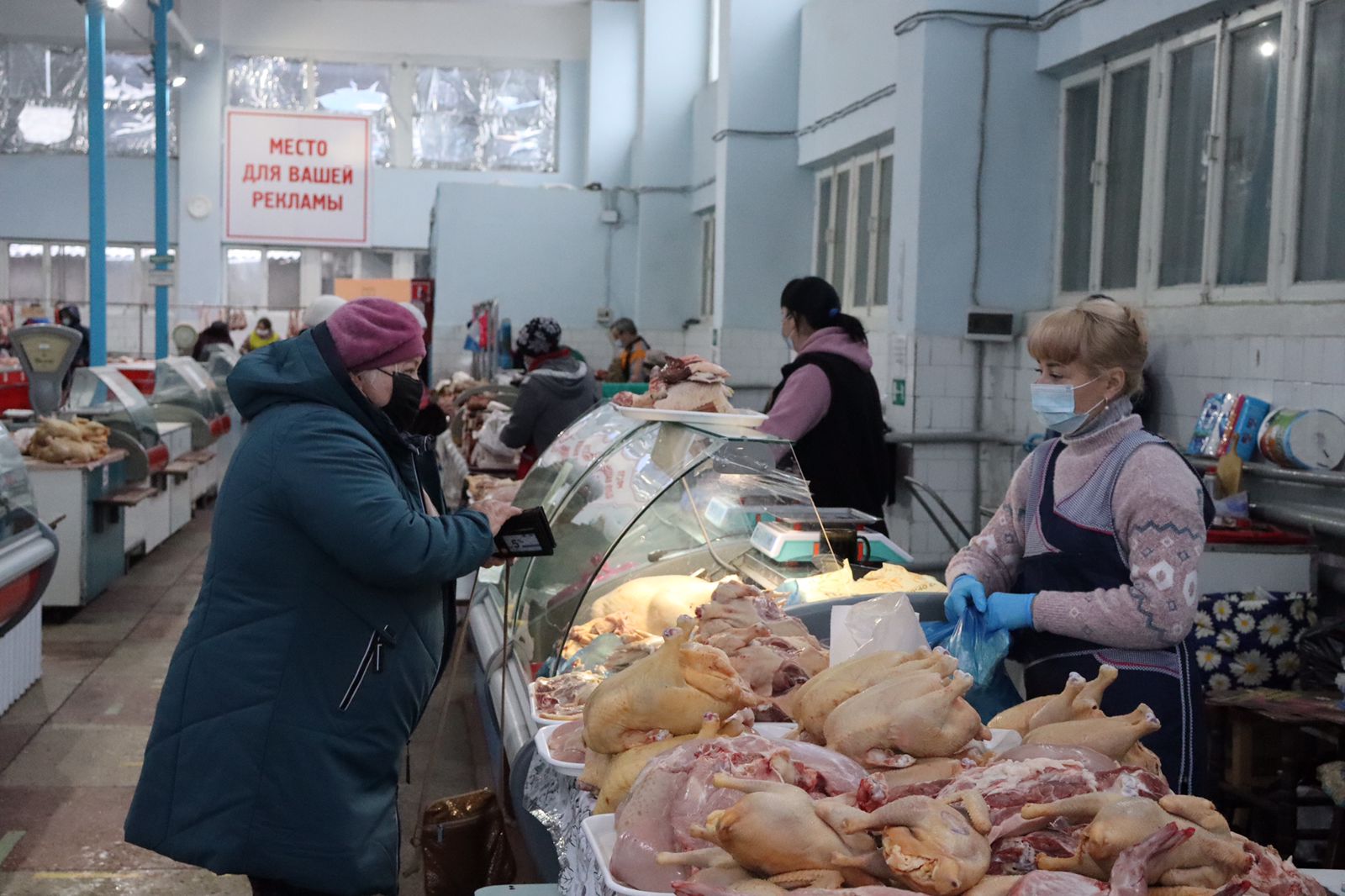 В Батайске продолжаются рейды по соблюдению масочного режима 